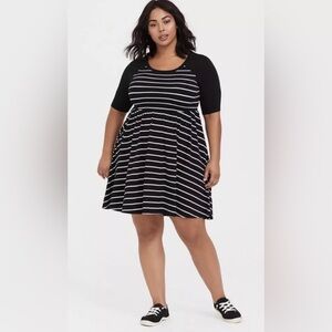 Torrid Black Stripe Raglan Jersey Skater Dress. Plus size 2